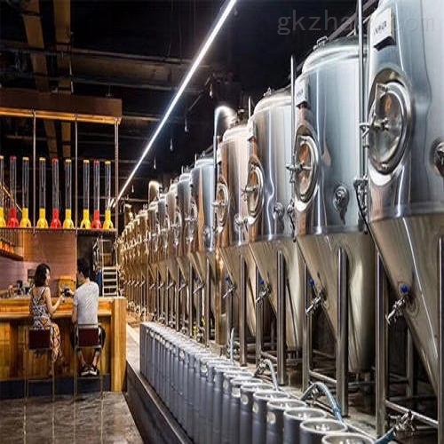 啤酒飲料生產線的智能化革新與自釀啤酒設備的普及